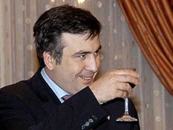 Грузинская оппозиция оставила Саакашвили без ужина